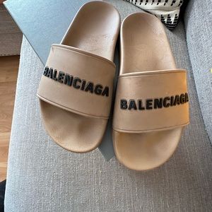 Balenciaga beige rubber slides sz 35